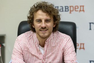 Рецепт сырников — Сырники, в которые добавляют дорблю, намного нежнее обычных, сообщил Евгений Клопотенко
