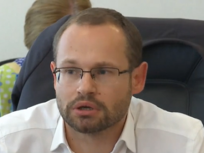 Журналисты выяснили, что в дом Павла Пинзеника злоумышленники попали через окно