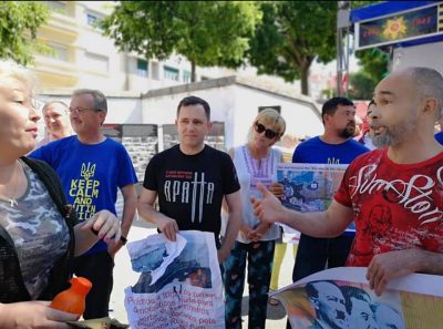 Участники Бессмертного полка в Португалии с битами атаковали украинцев