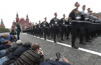 В Москве отменена часть парада Победы