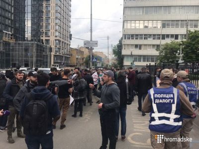 Националисты обвинили Петра Порошенко в неудачах на фронте / hromadske.ua