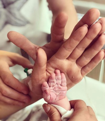 "Он пахнет счастьем": у известного украинского футболиста родился сын