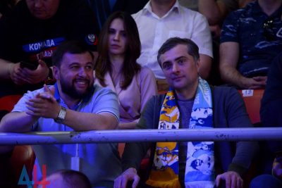 Конфликт на Донбассе — Денис Пушилин и Владислав Сурков общались в Ростове