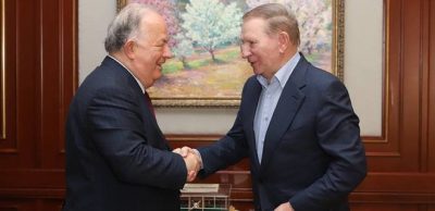 Кучма встретился с главой СММ ОБСЕ накануне его отставки / Фото: Facebook/Дарка Олифер