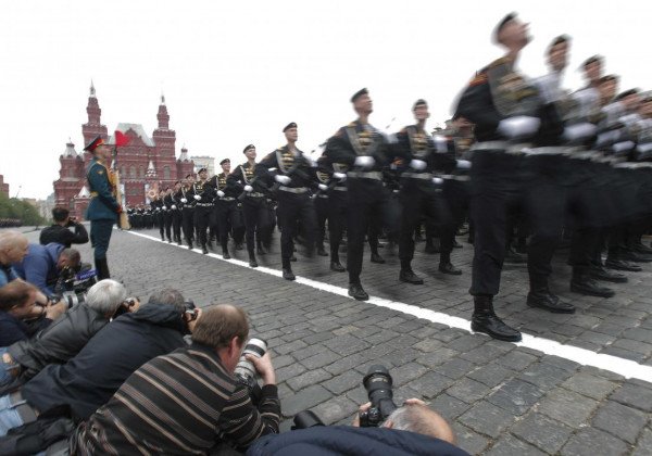В Москве отменили часть военного парада ко Дню Победы: названа причина