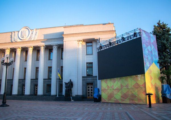 Подготовка к инаугурации Зеленского: что происходит в центре Киева