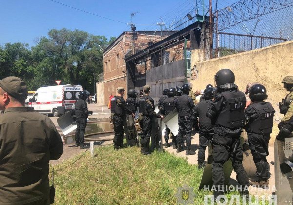 В полиции раскрыли "заказчиков" бунта в одесской колонии