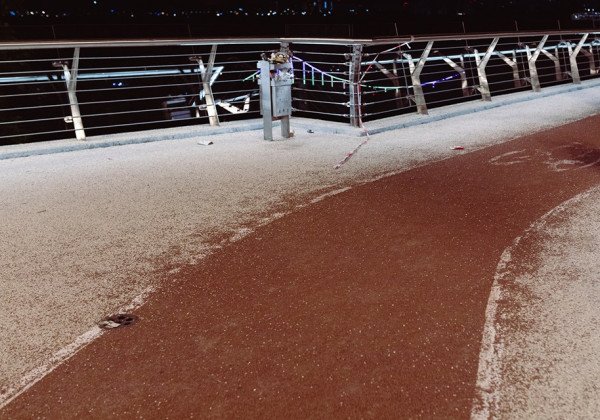 "Стоимость — дох*я. Качества — н*хуя": в Сети пожаловались на очередную поломку на новом киевском мосту