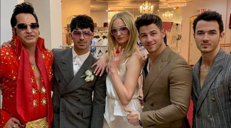 Актриса Игры Престолов вышла замуж в одежде от украинского дизайнера