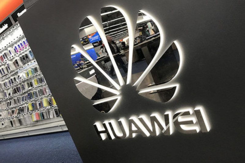 Смартфоны Huawei останутся без Android и приложений Google из-за Трампа