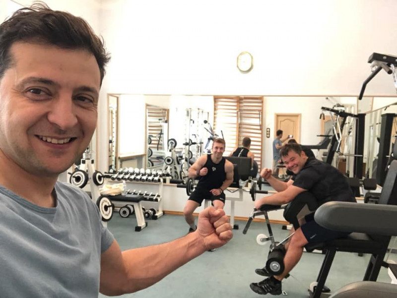 Зеленского заметили в фитнес-клубе в центре Киева, опубликовано неожиданное фото