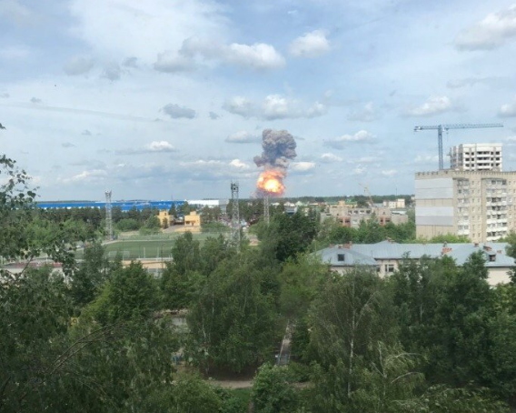 Взрыв в Дзержинске — В Дзержинске на оборонном предприятии произошел мощный взрыв Взрыв в Дзержинске — В Дзержинске на оборонном предприятии произошел мощный взрыв