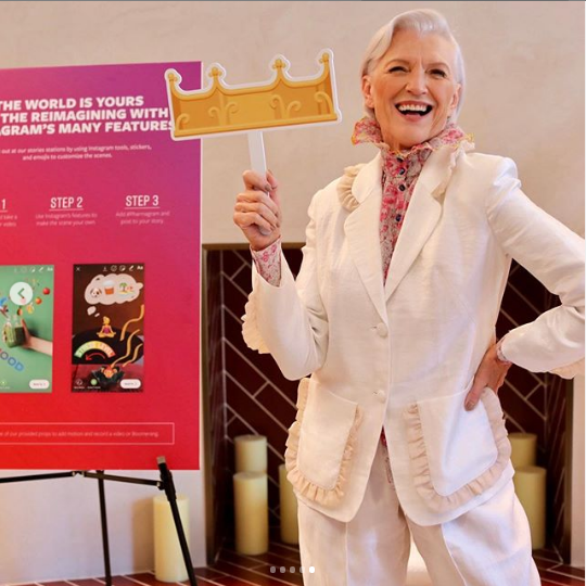 Мэй Маск в костюме от Дарьи Донец на форуме в Нью-Йорке