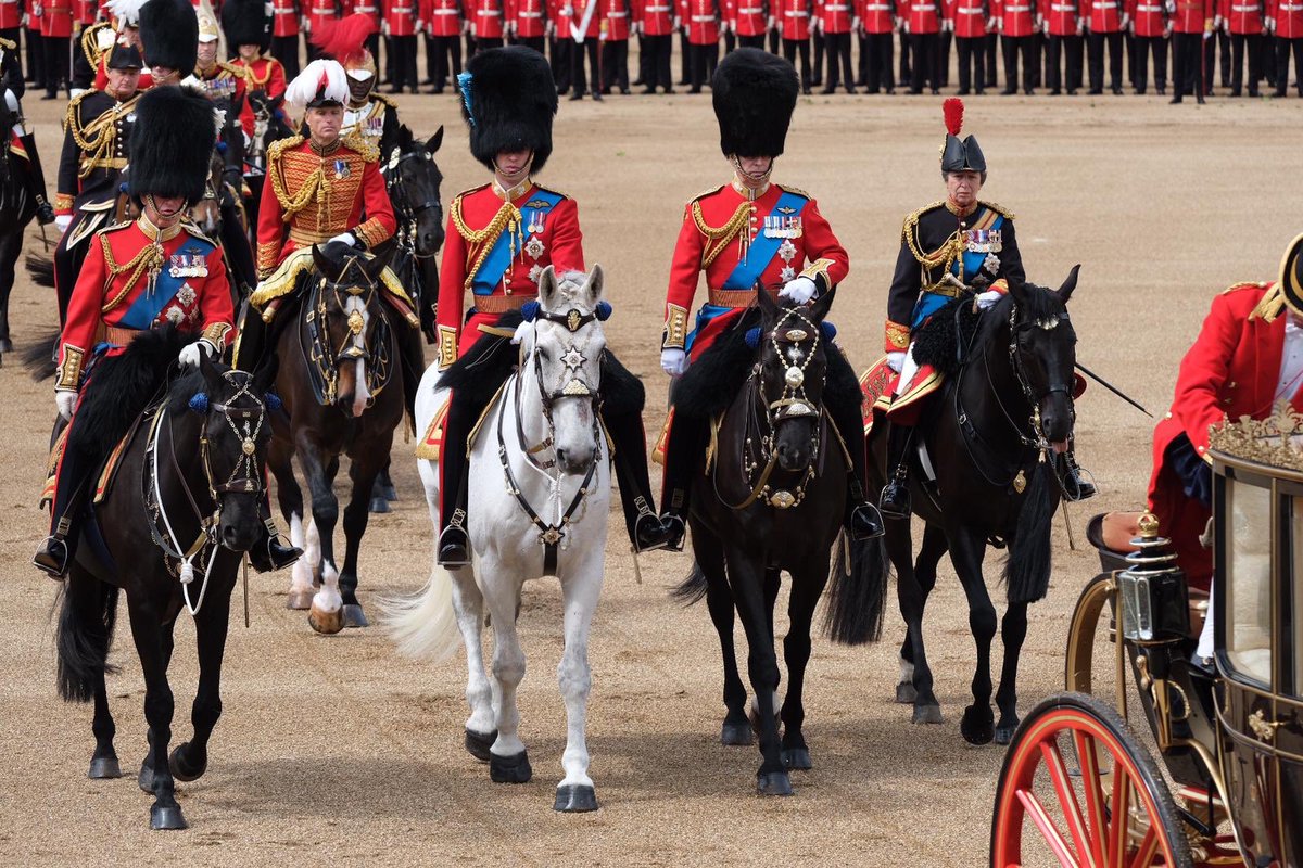 В Великобритании отмечают день рождения королевы