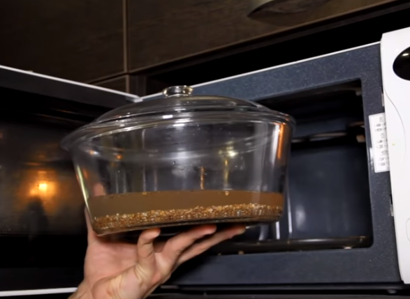 Этапы приготовления гречки в микроволновке Этапы приготовления гречки в микроволновке