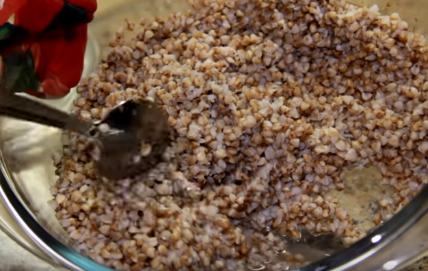 Этапы приготовления гречки в микроволновке Этапы приготовления гречки в микроволновке