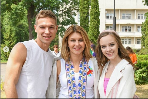 Зеленская в Артеке Зеленская в Артеке