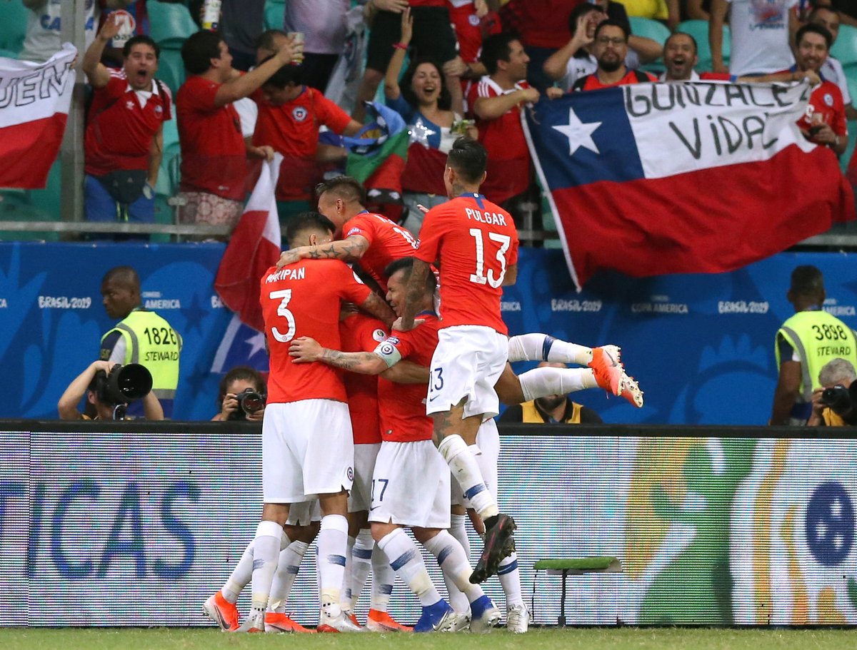 Чилийцы дожали Эквадор