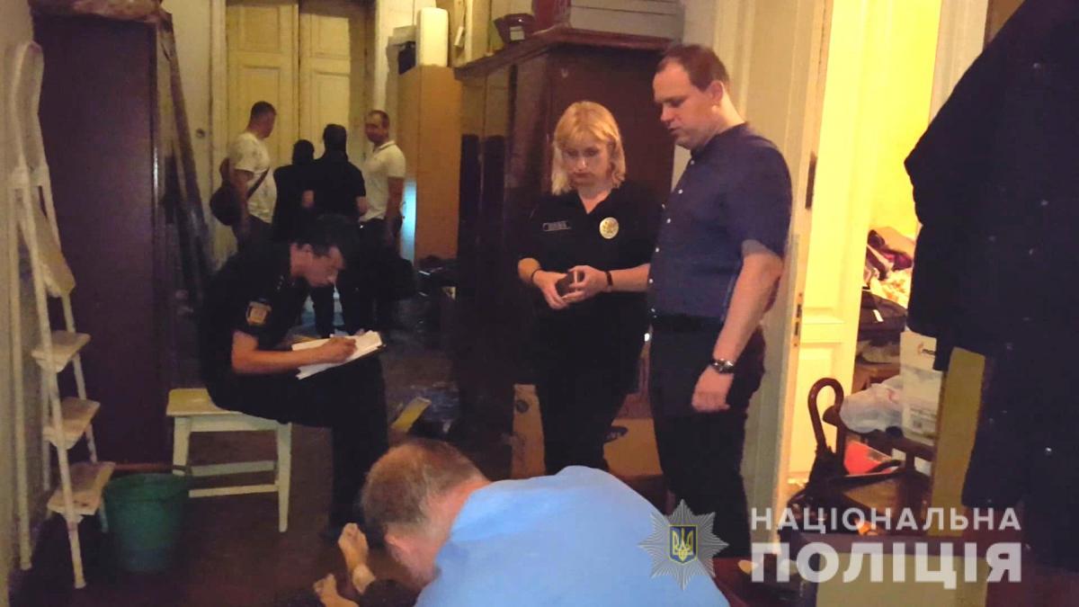 В Одессе местный житель в коммуналке убил целую семью