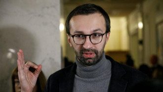 Лещенко назвал одного из депутатов, которые давят на НКРЭ Лещенко назвал одного из депутатов, которые давят на НКРЭ