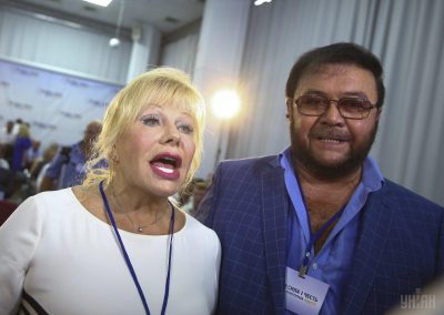 Чета Билоножко собралась в Раду: приютил артистов в списке Смешко