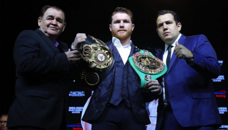 Альварес получил новый титул от WBC