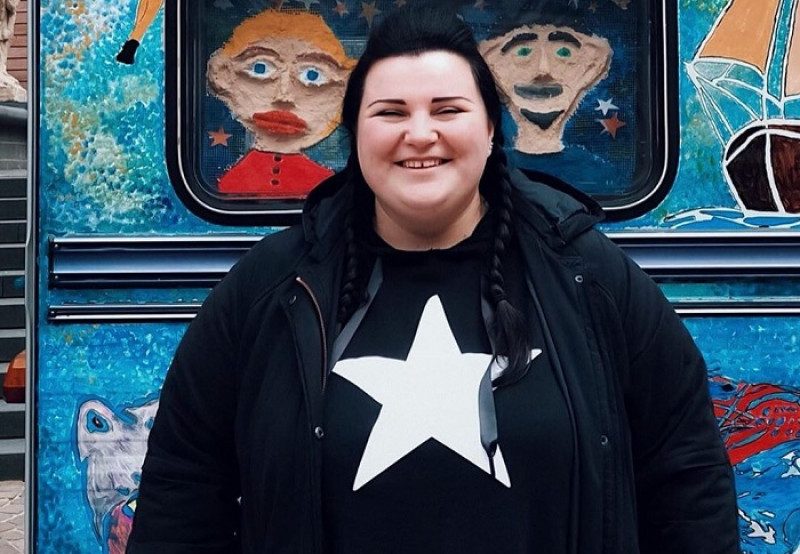 Велика й смішна: новый клип alyona alyona стал хитом в первый день