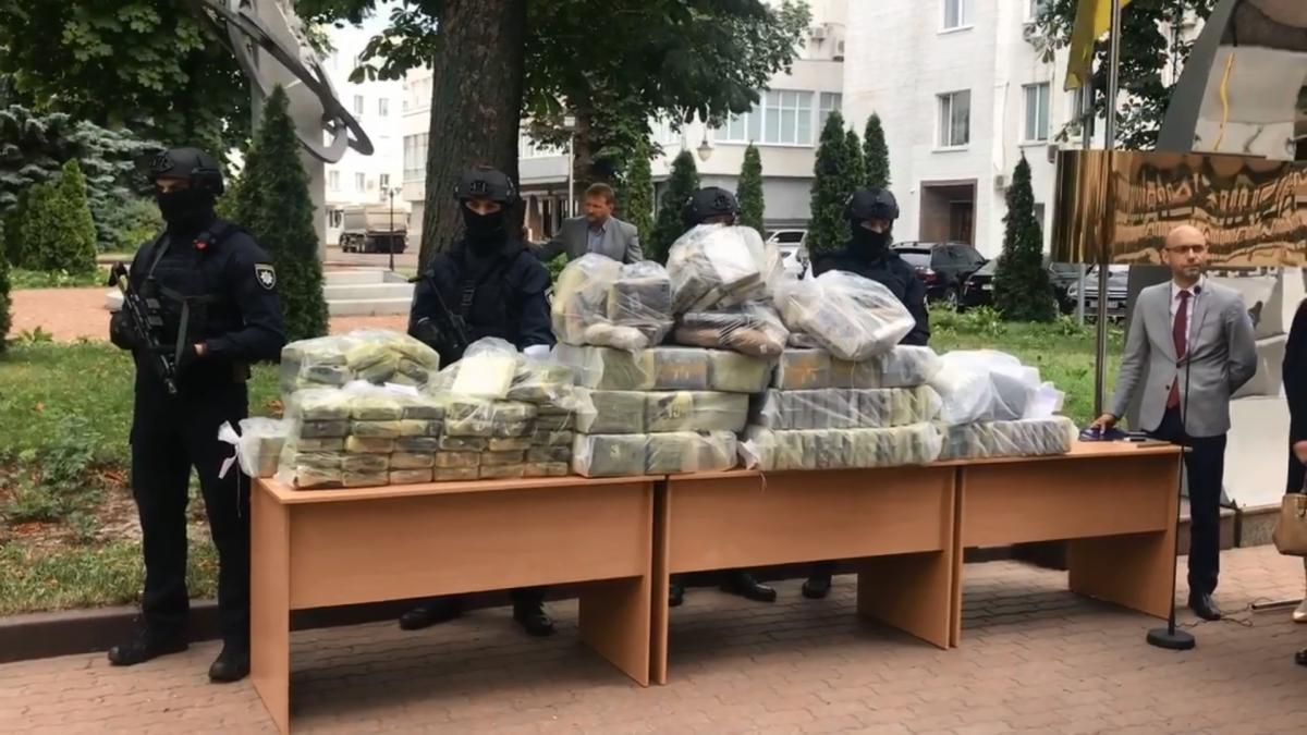 В Киеве полиция изьяла 400 кг кокаина стоимостью 60 млн долларов