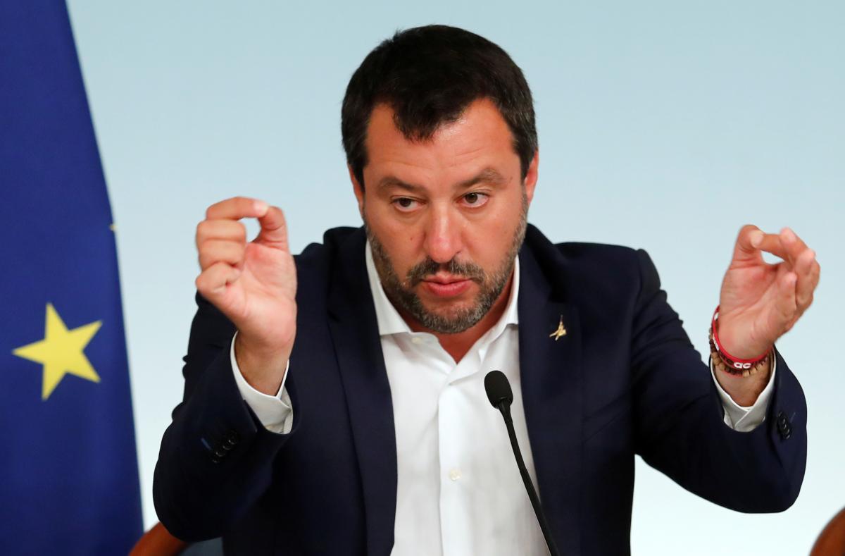 «Ни рубля, ни водки»: глава МВД Италии опроверг обвинения о финансировании из России