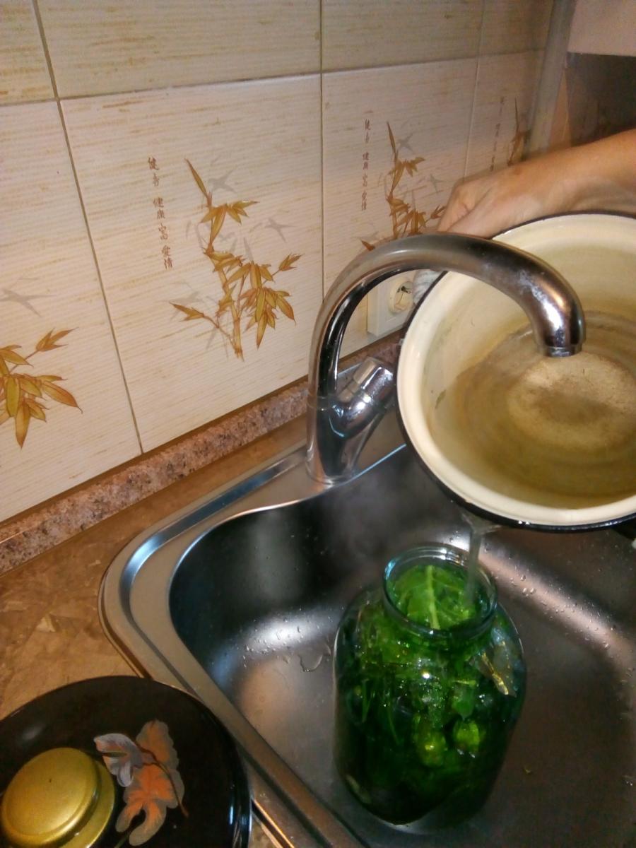 Соленые огурцы можно быстро приготовить Соленые огурцы можно быстро приготовить