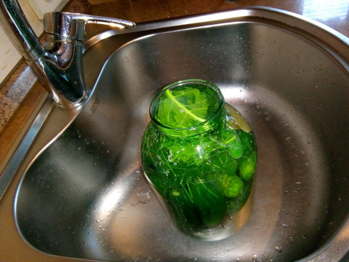 Соленые огурцы можно быстро приготовить Соленые огурцы можно быстро приготовить