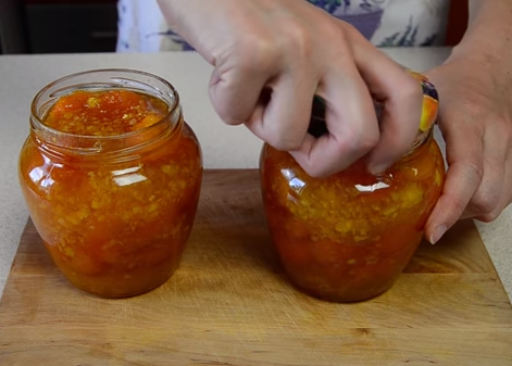 Абрикосовое варенье с апельсином достаточно долго готовится