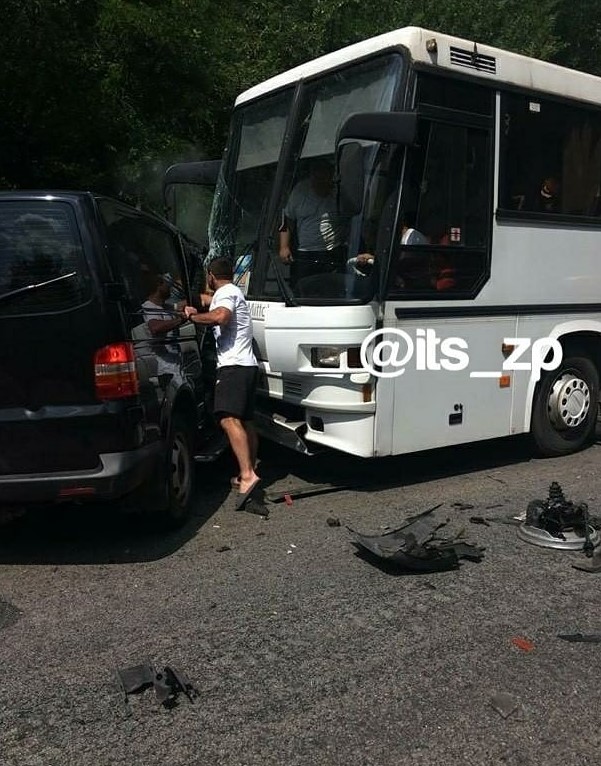 Автобусы с детьми попали в аварию