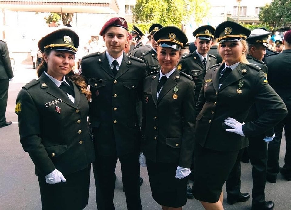 Офицер ВСУ отпраздновал выпуск из вуза в аннексированном Крыму