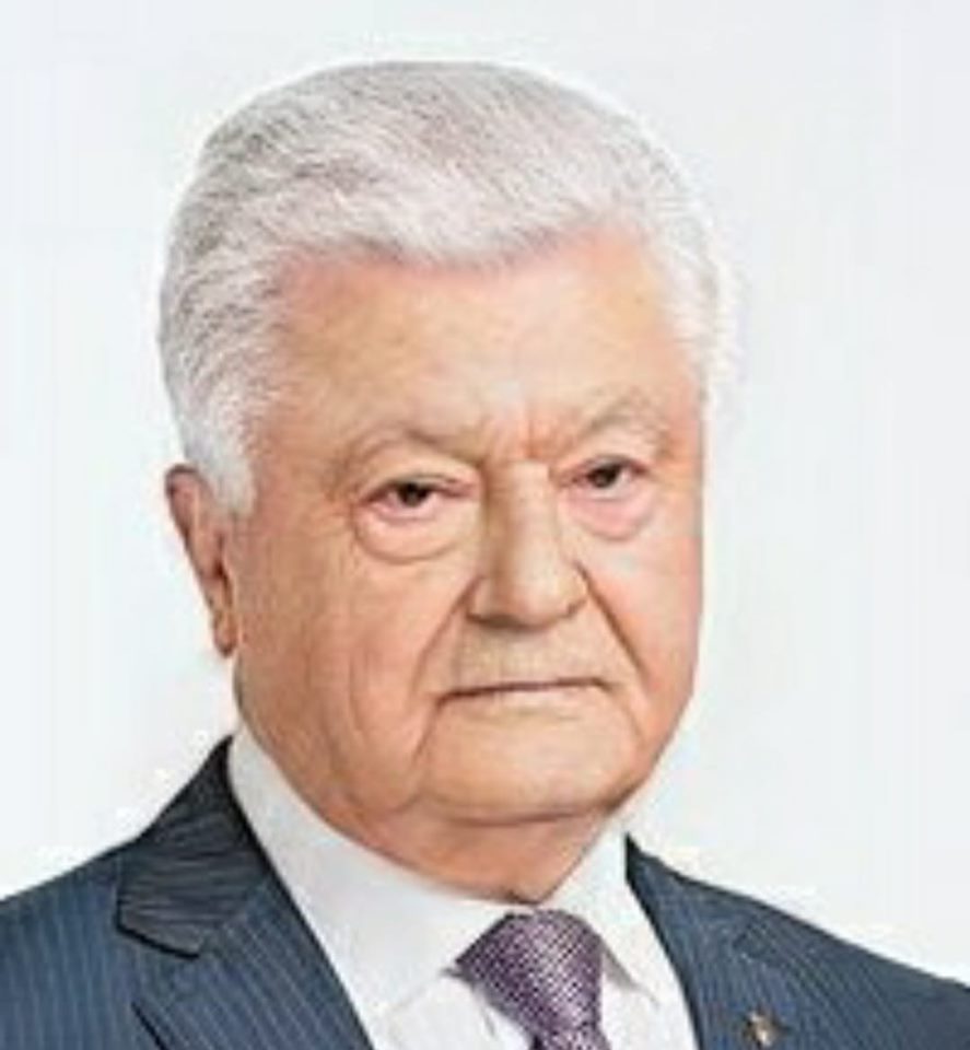 В Сети состарили Петра Порошенко