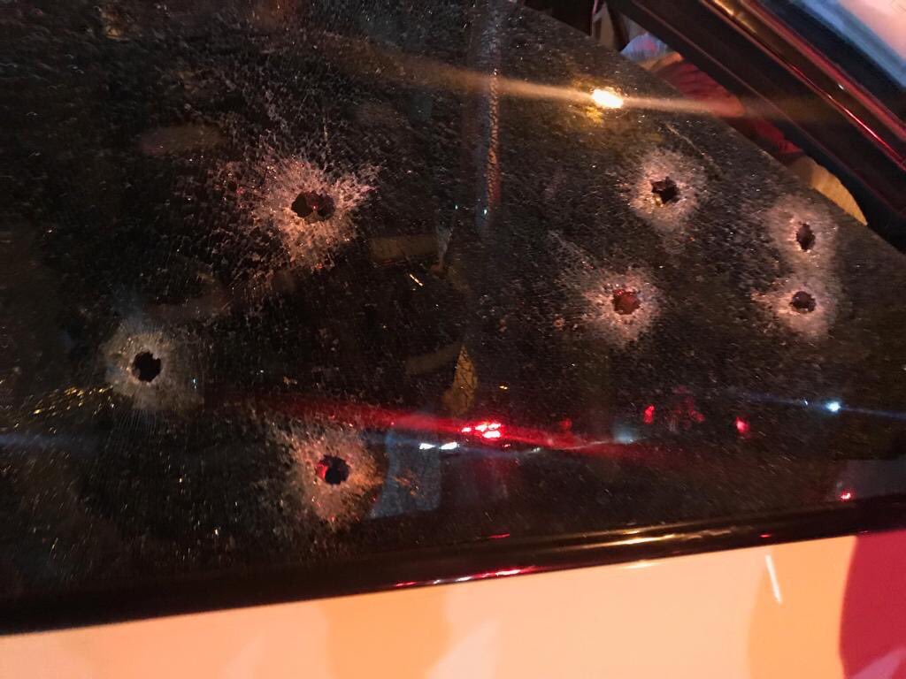 Киллеры расстреляли авто Марка Батчелора Киллеры расстреляли авто Марка Батчелора