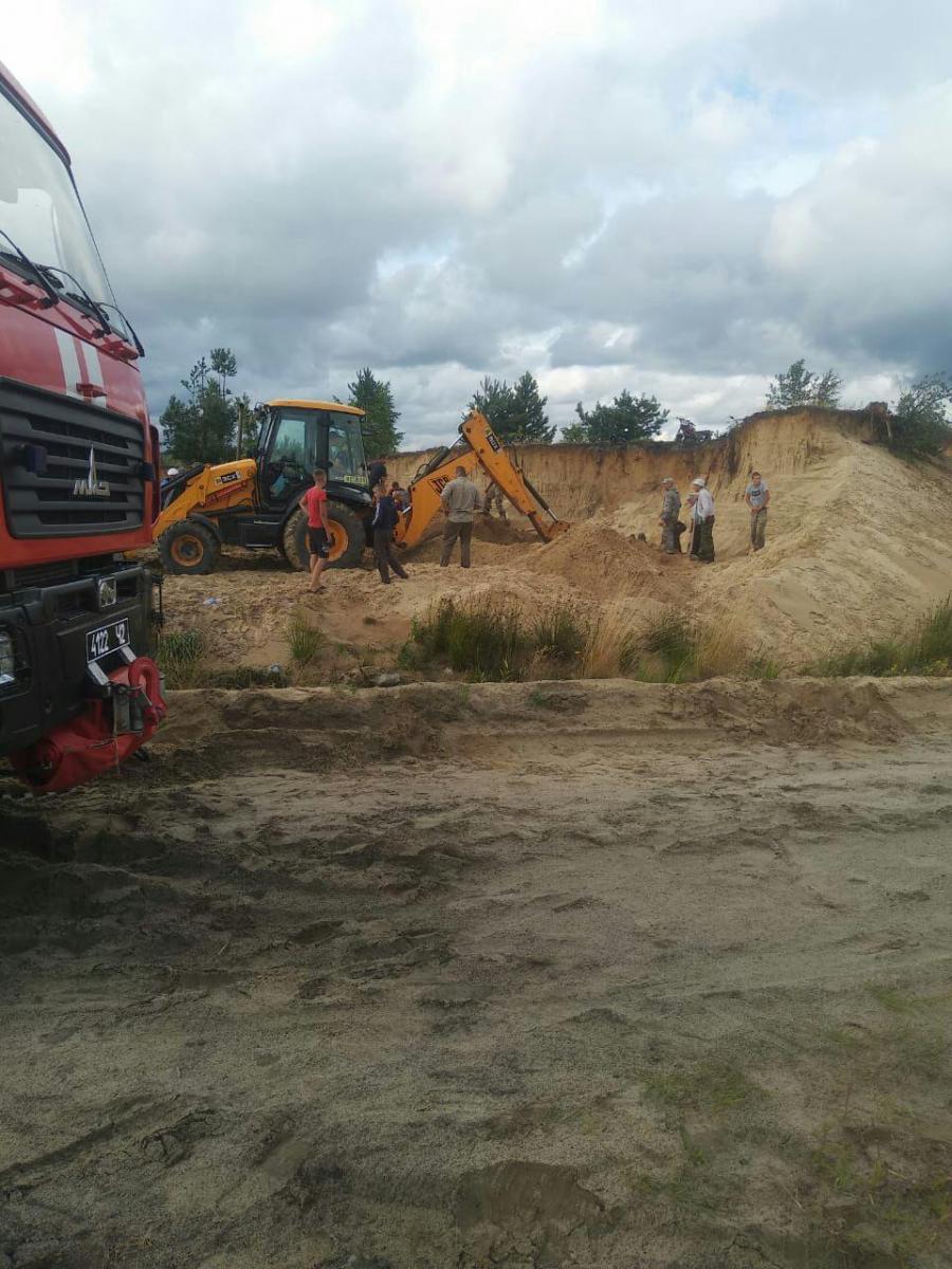 На Ровенщине в карьере погиб мальчик