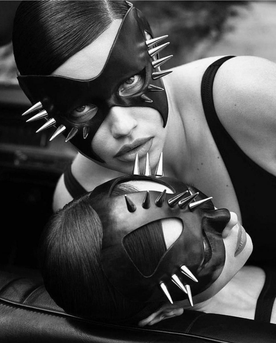 Ирина Шейк и Адриана Лима для Vogue Spain