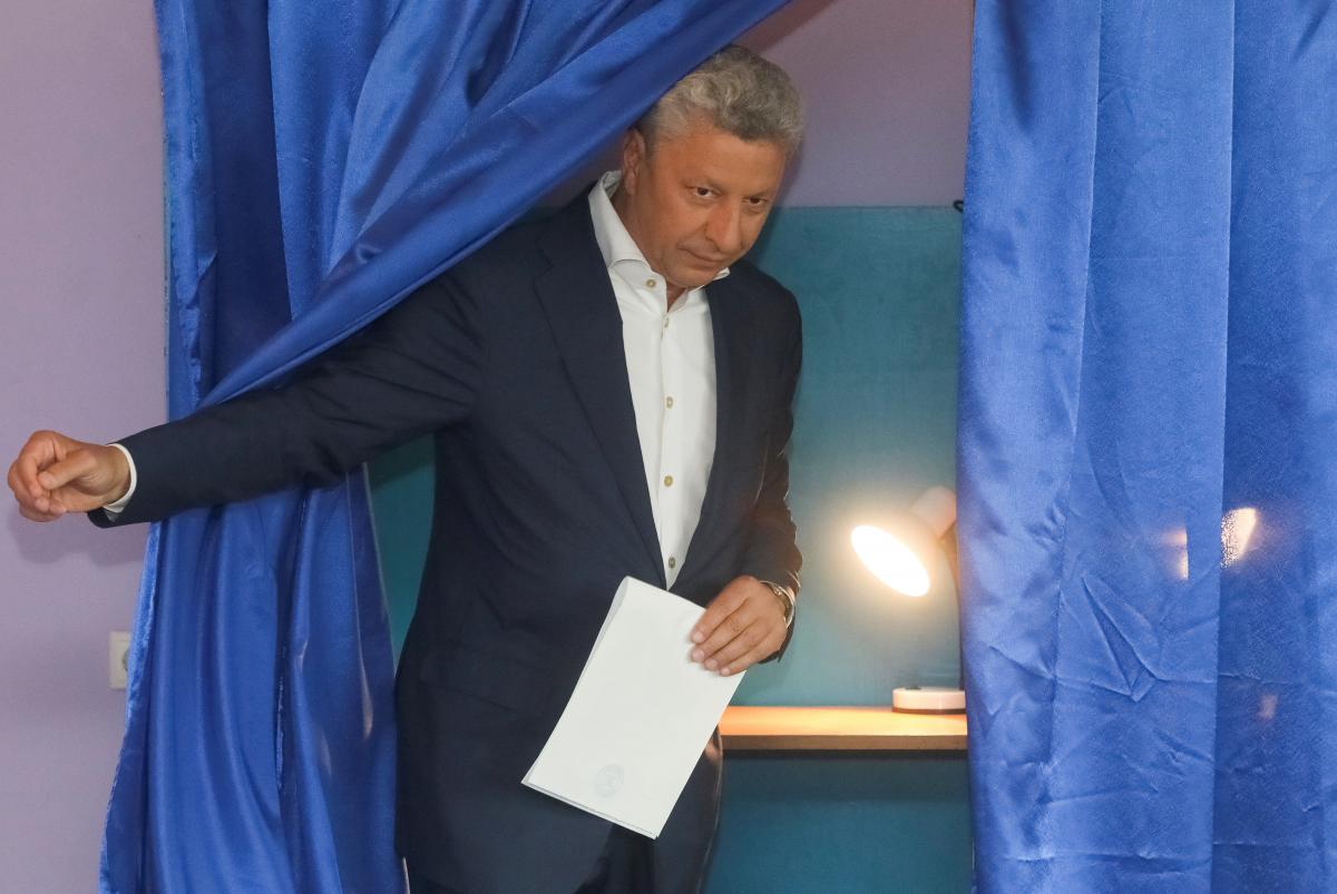 Юрий Бойко проголосовал на выборах в Раду 2019