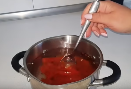 Кабачки с кетчупом можно хранить при комнатной температуре