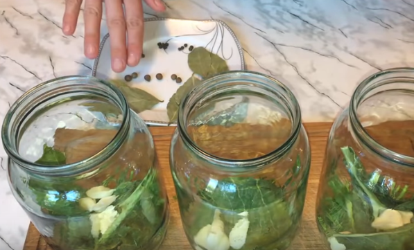 Маринованные кабачки на зиму не обязательно хранить в прохладном месте