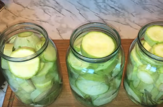 Кабачки маринованные на зиму не обязательно хранить в прохладном месте