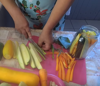 Кабачки на зиму без стерилизации лучше хранить в прохладном месте