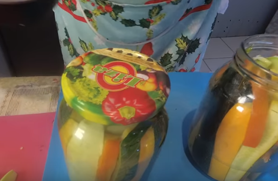 Кабачки на зиму без стерилизации лучше хранить в прохладном месте