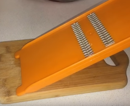 Помидоры по-корейски быстро готовятся