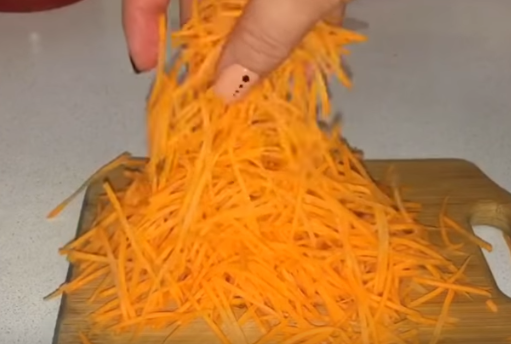 Помидоры по-корейски быстро готовятся