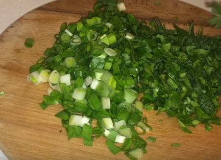 Помидоры по-корейски быстро готовятся