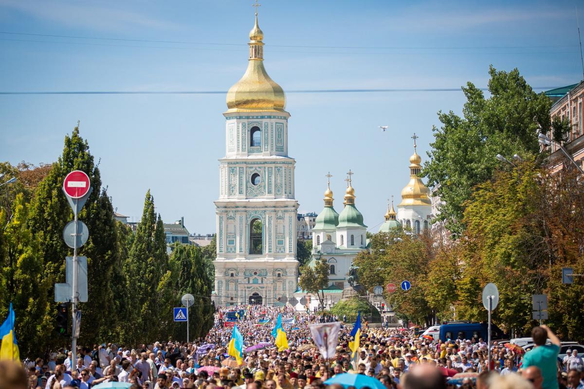 Крестный ход в Киеве: в МВД назвали количество участников