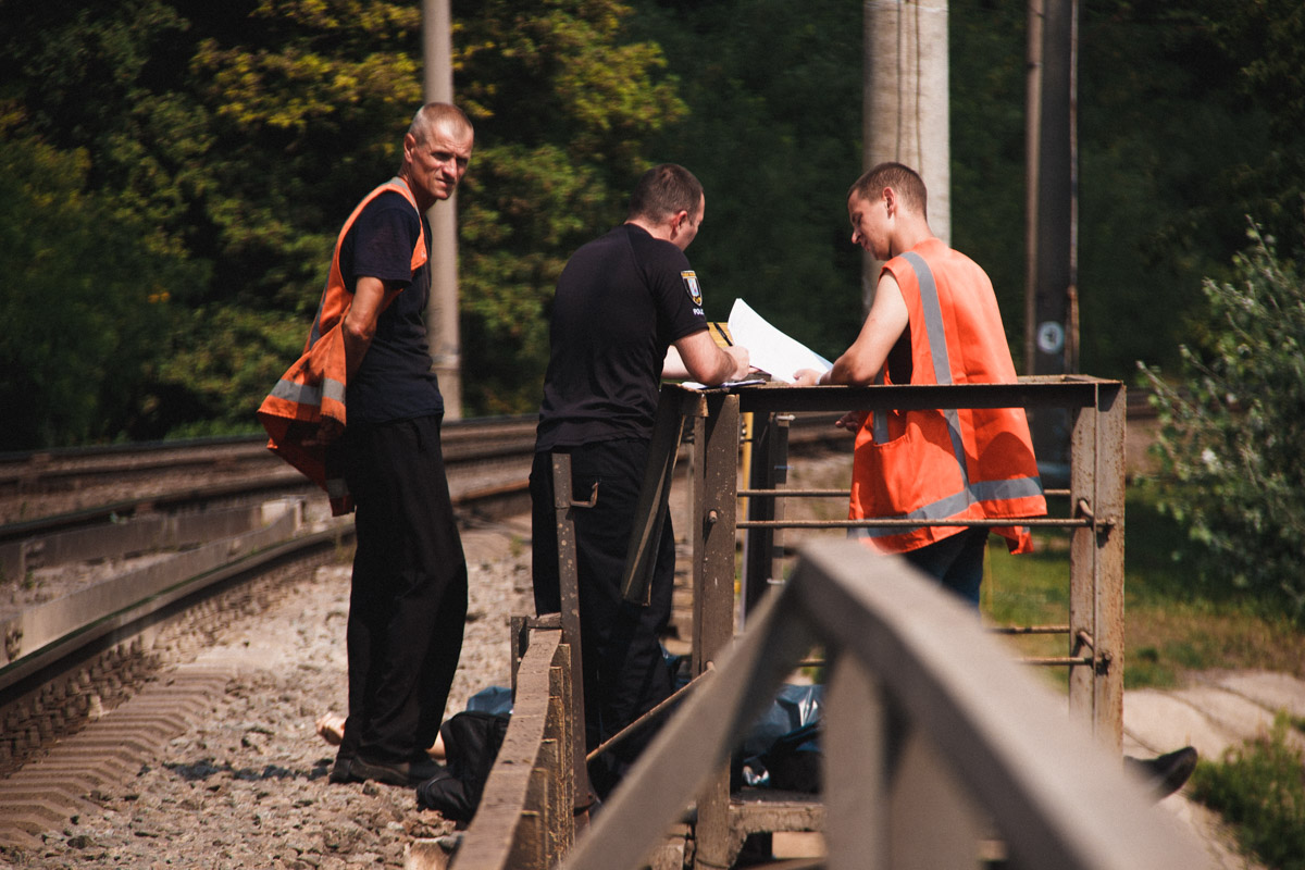 В Киеве на ж/д станции погиб мужчина В Киеве на ж/д станции погиб мужчина
