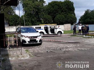 Автомобиль принадлежит жене 31-летнего кандидата в депутаты